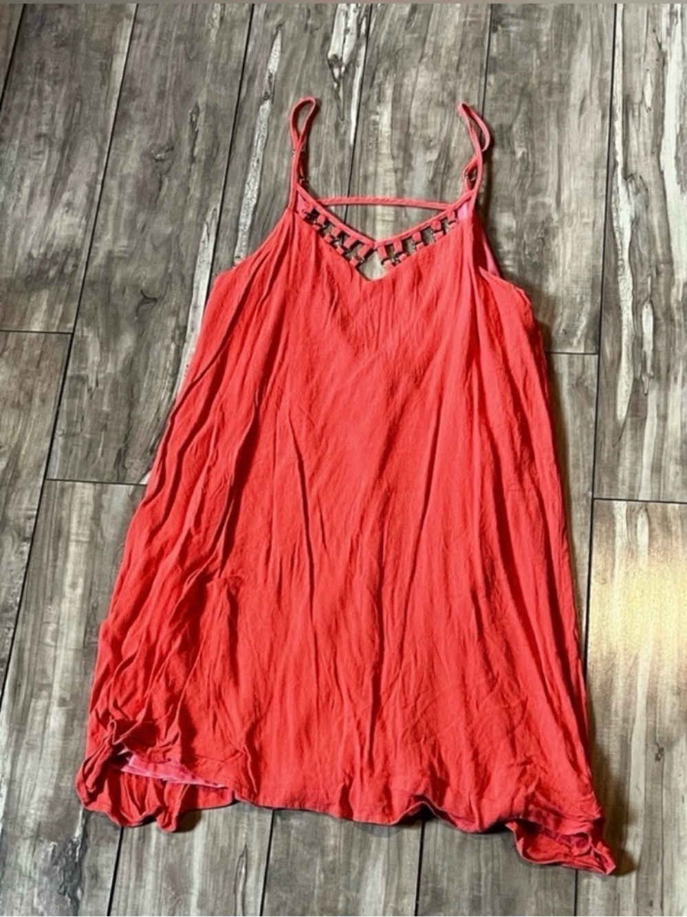 Very J Coral Geometric Ladder V-Neck Trapeze Mini Dress in Size Medium